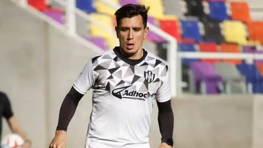 Cristian Vega es baja en Central Córdoba