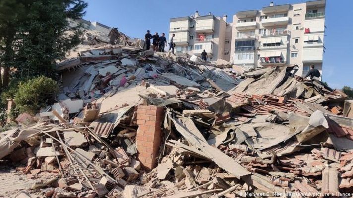 TERREMOTO de magnitud 6.8 sacude Turquía y Grecia: causa serios daños materiales