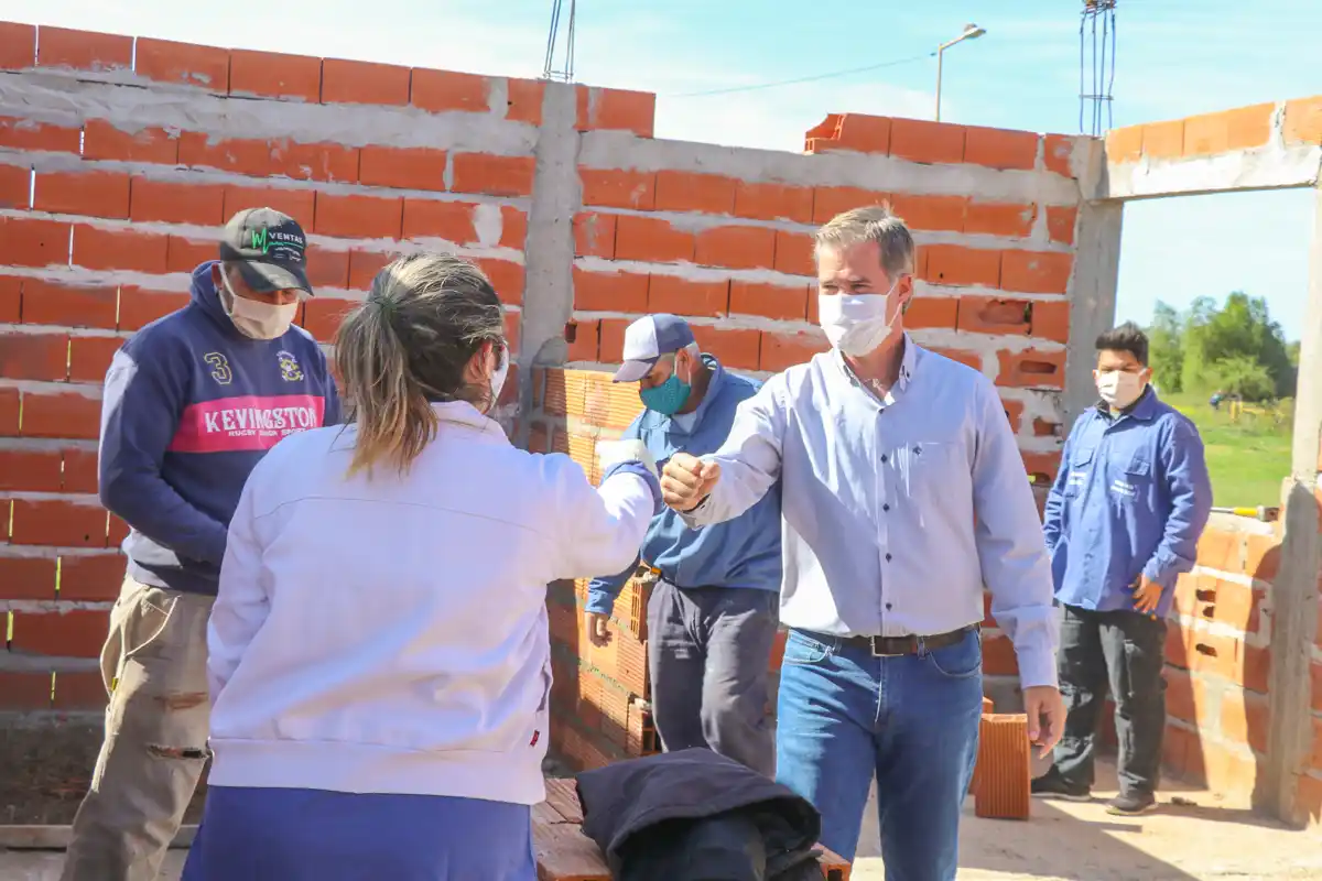 Piaggio lanzó subsidios para los comercios cerrados por las últimas restricciones