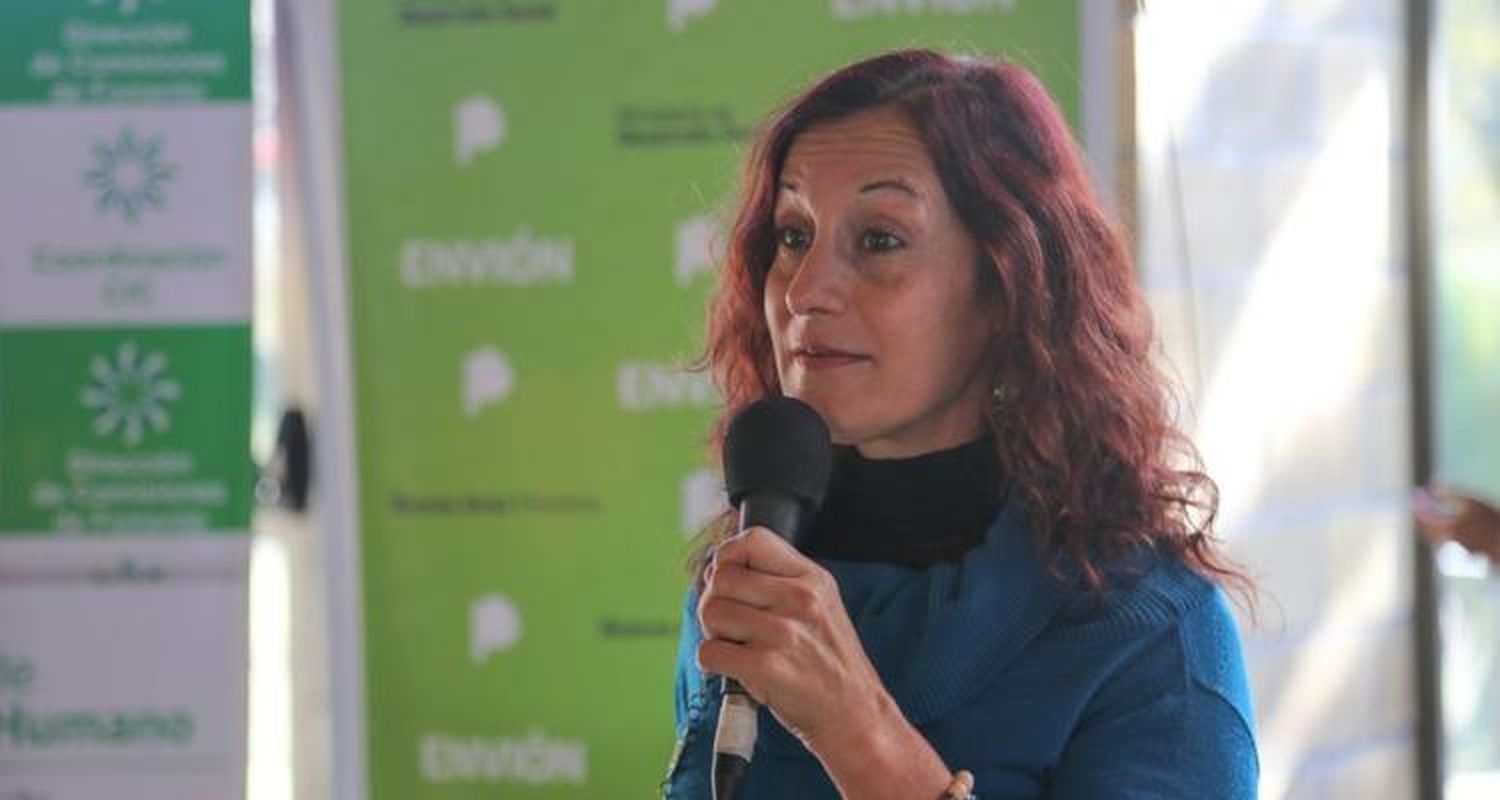 La oposición cuestionó en duros términos a Karina Chiarella y hubo silencio del oficialismo