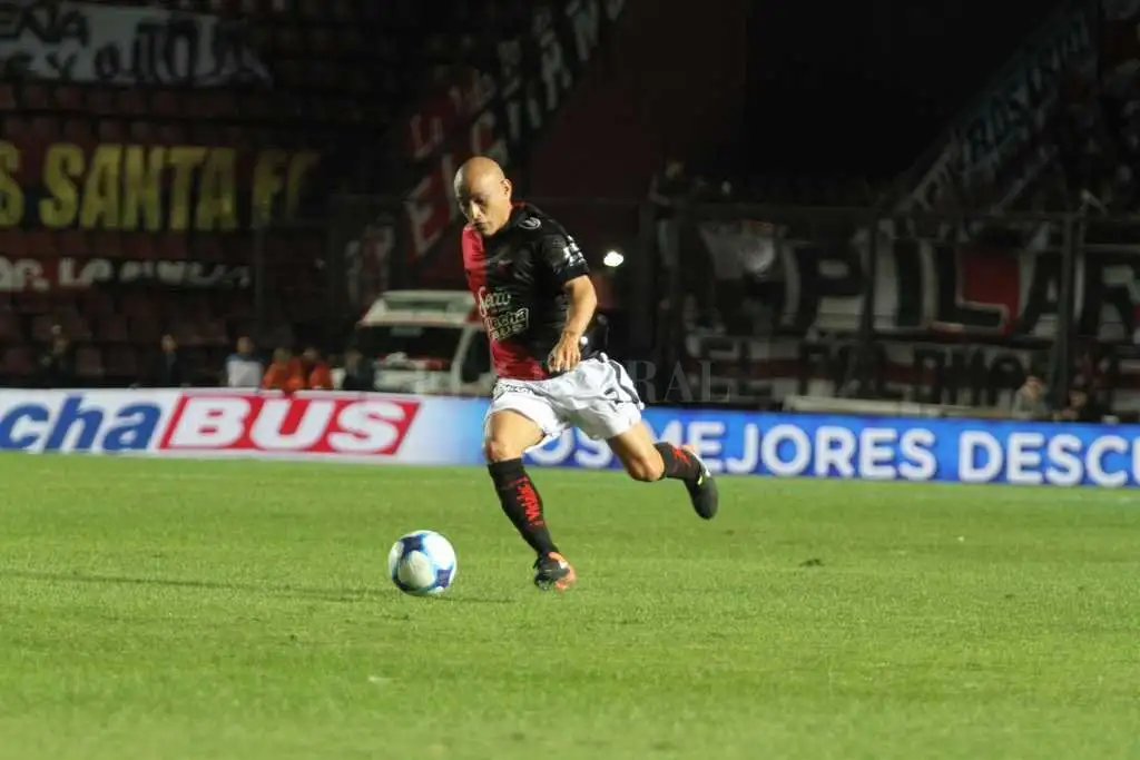 Clemente Rodriguez quiere dos años más de contrato con el Sabalero