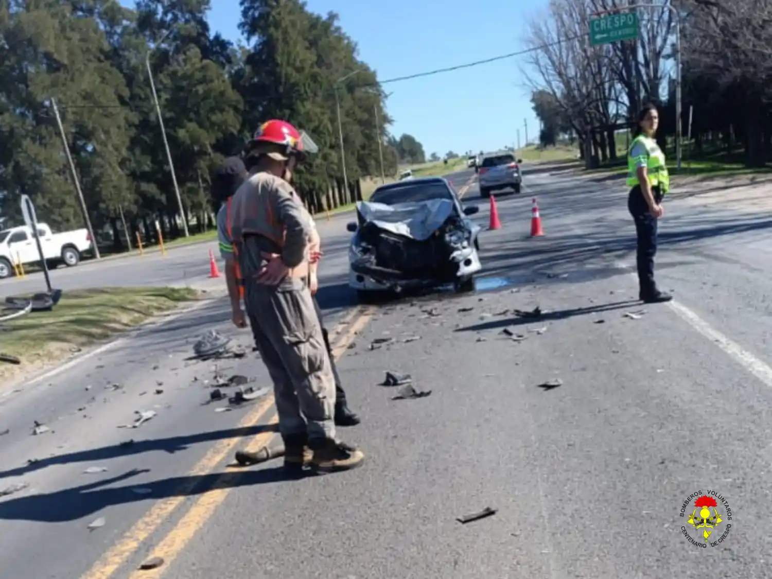 Siniestro vial en Crespo: choque frontal sobre Ruta 12 dejó heridos y daños materiales