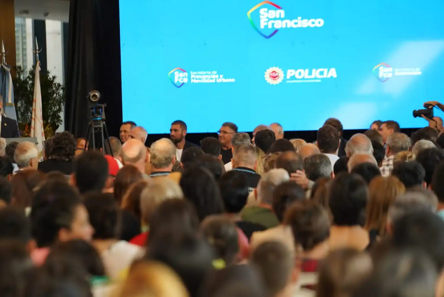 tecnoteca plaza civica apertura