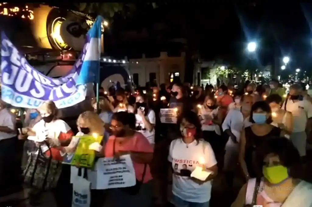Marcharon con velas en reclamo de seguridad