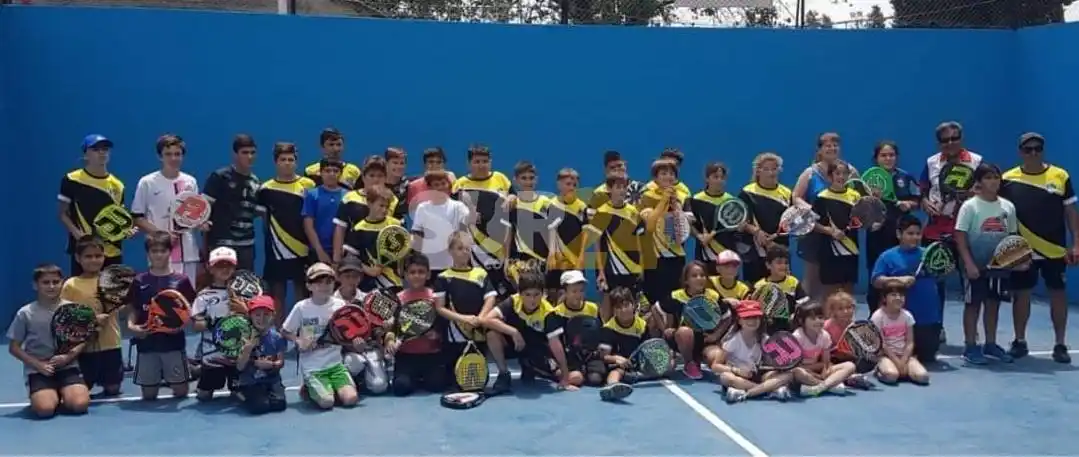 Exitoso segundo Encuentro de Escuelitas de pádel
