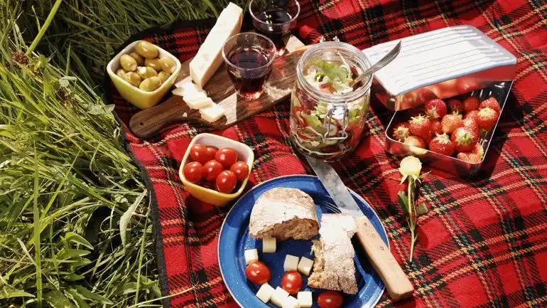 Picnic de primavera con pocas calorías: ideas para un festejo light
