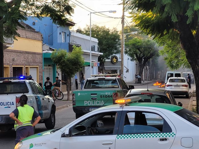 Policía casa velatoria Lautaro