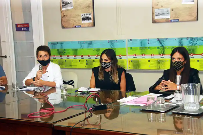 Sólo dos personas participaron de la  audiencia por el boleto de colectivos