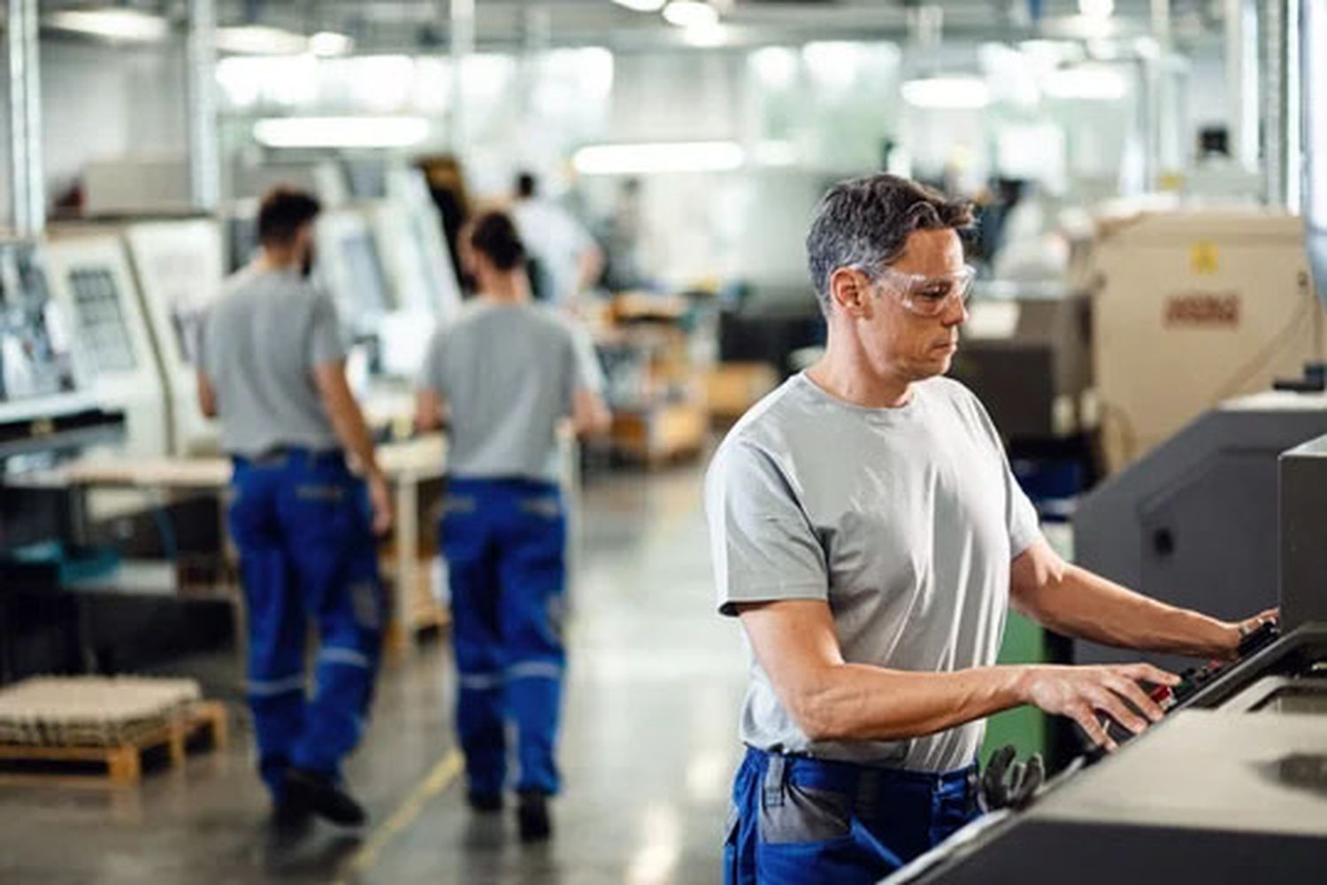 Por la recesión, es prácticamente nula la demanda laboral: casi ninguna empresa busca empleados