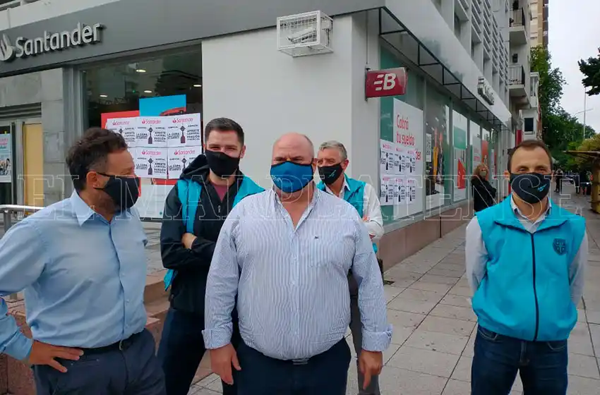 La Bancaria inicia jornadas de protestas por "ajustes" en todo el país