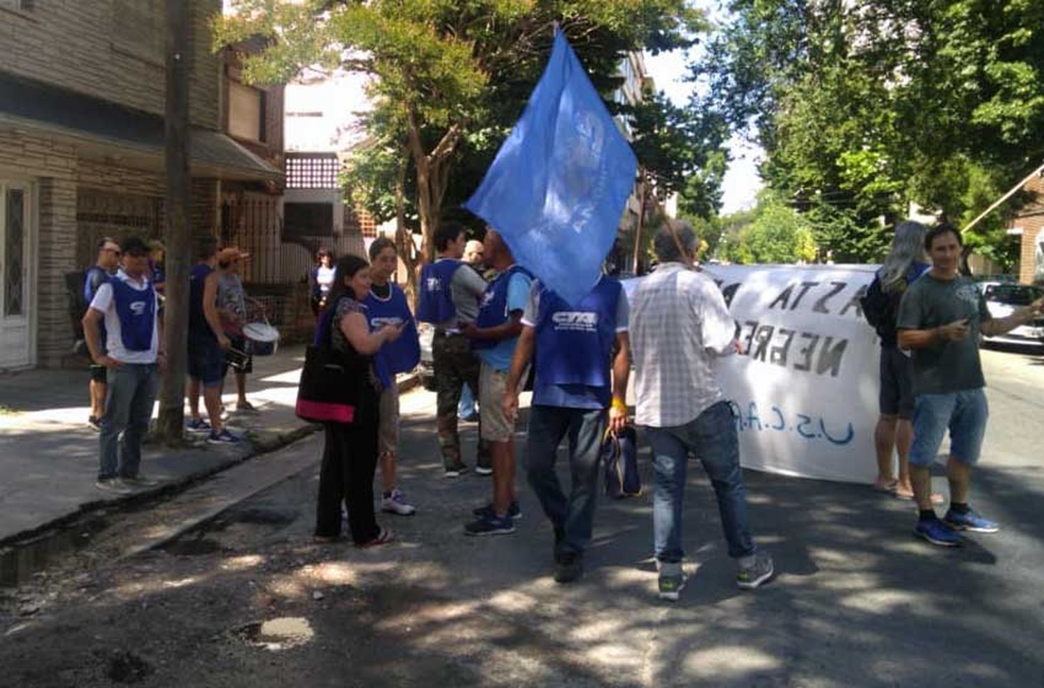 Remiseros volvieron a movilizarse contra la precarización laboral