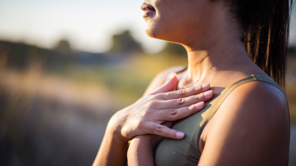 Con estos tres ejercicios podrás reducir el estrés en tu cuerpo para no engordar