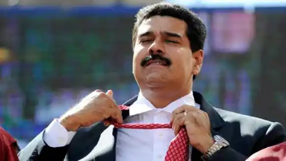MADURO SOLO APLICA «pañitos calientes» a la economía y no enfrenta el fondo del problema
