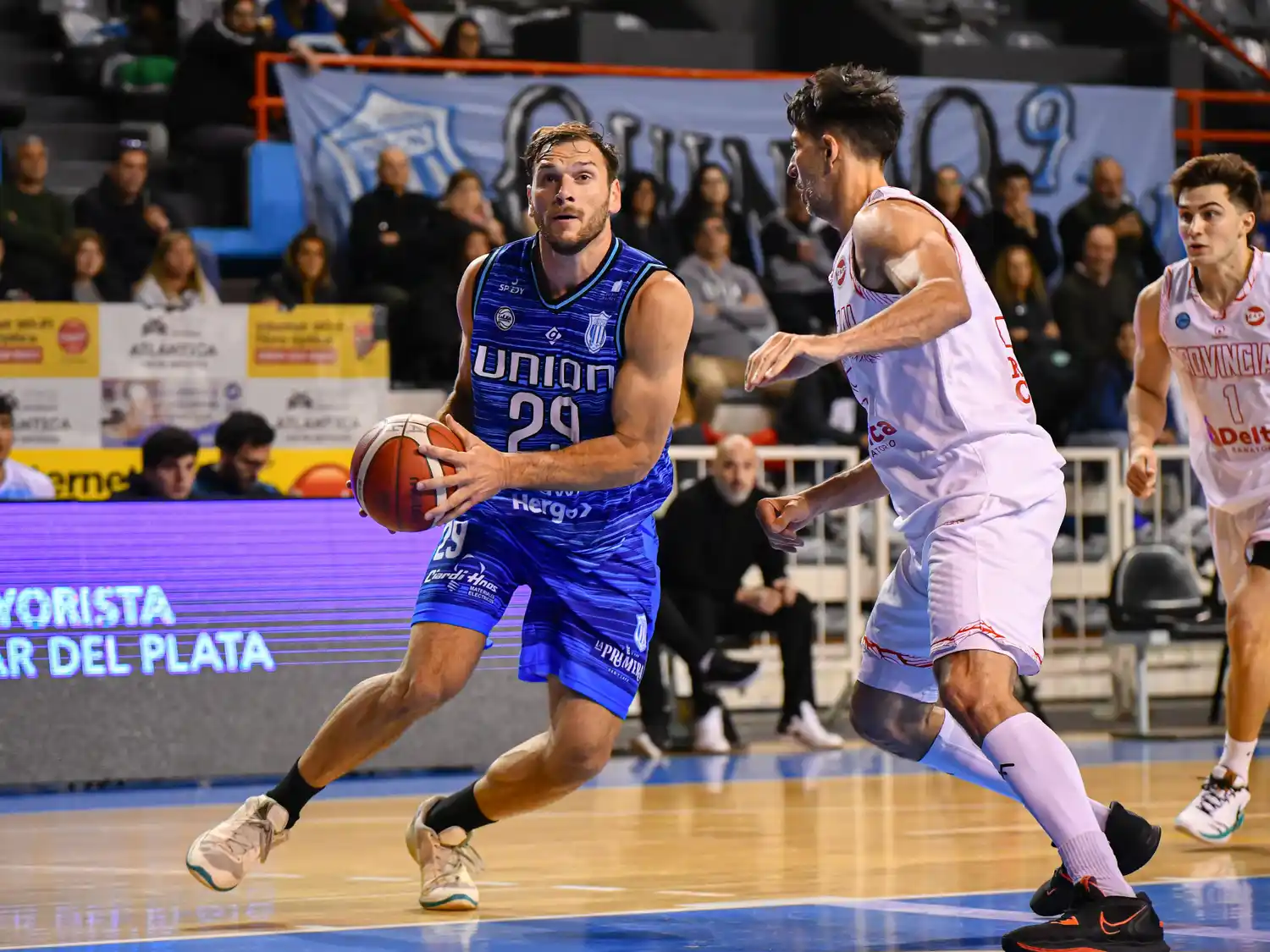 Con la experiencia de Adrián Boccia, Provincial de Rosario le propinó la segunda derrota al Quincho en Mar del Plata.