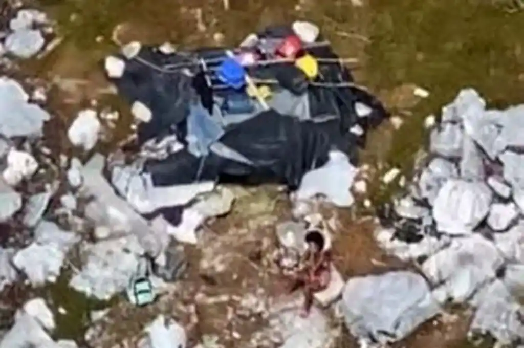 Naufragaron en el Caribe y sobrevivieron 33 días en una isla desierta