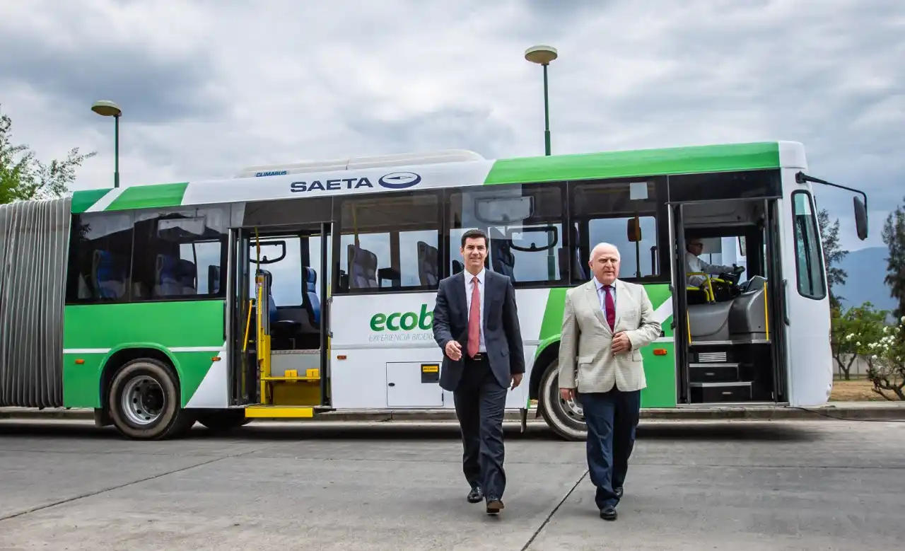 Urtubey y Lifschitz acordaron que Salta utilizará combustible biodisel en su servicio de medios de transporte