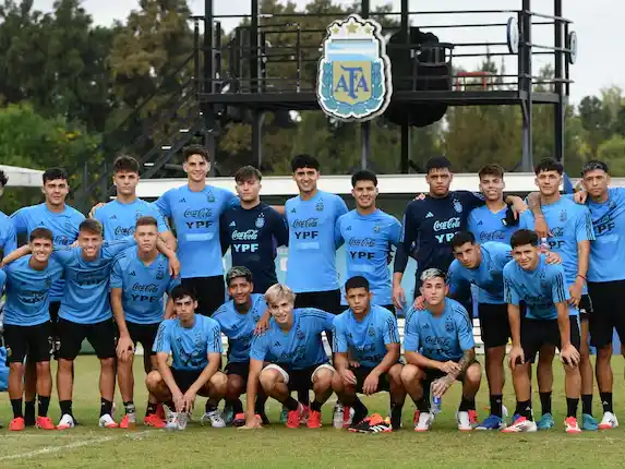 La Sub17 de De Martis ya esta lista para su debut en el Sudamericano