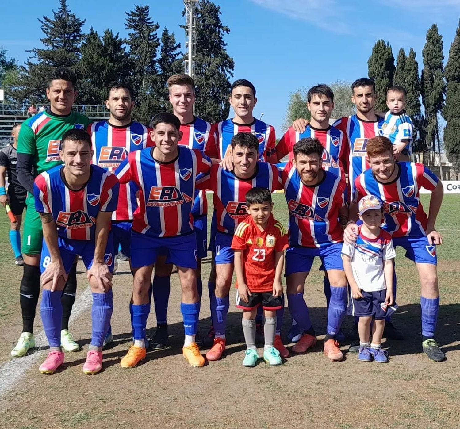 El "Tricolor" derrotó a Teodelina y fue el primer clasificado a cuartos de final. Foto: Lorena Canaveccio