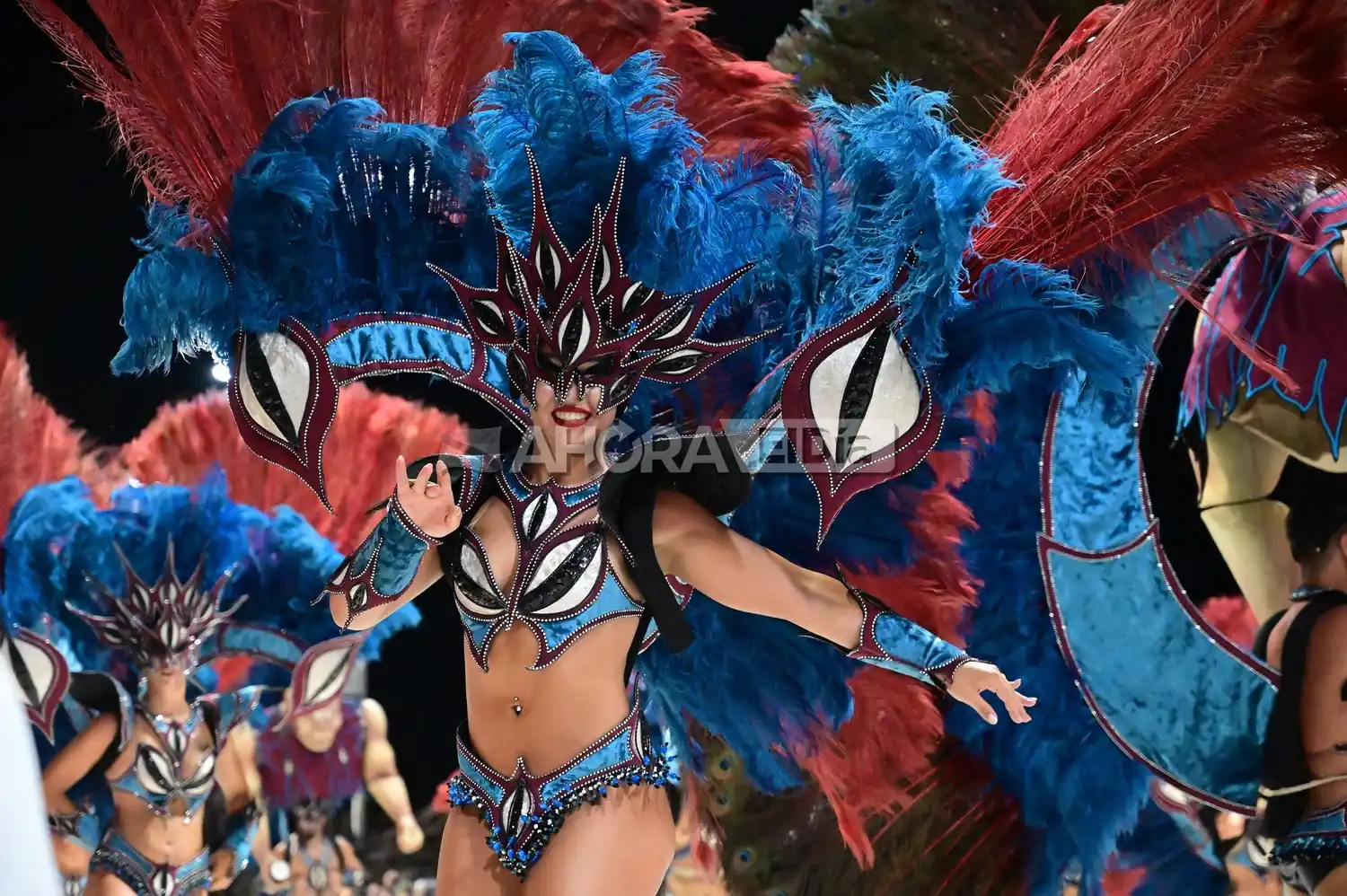 ¿Qué famosa periodista de espectáculos presenciará la sexta noche del Carnaval del País?