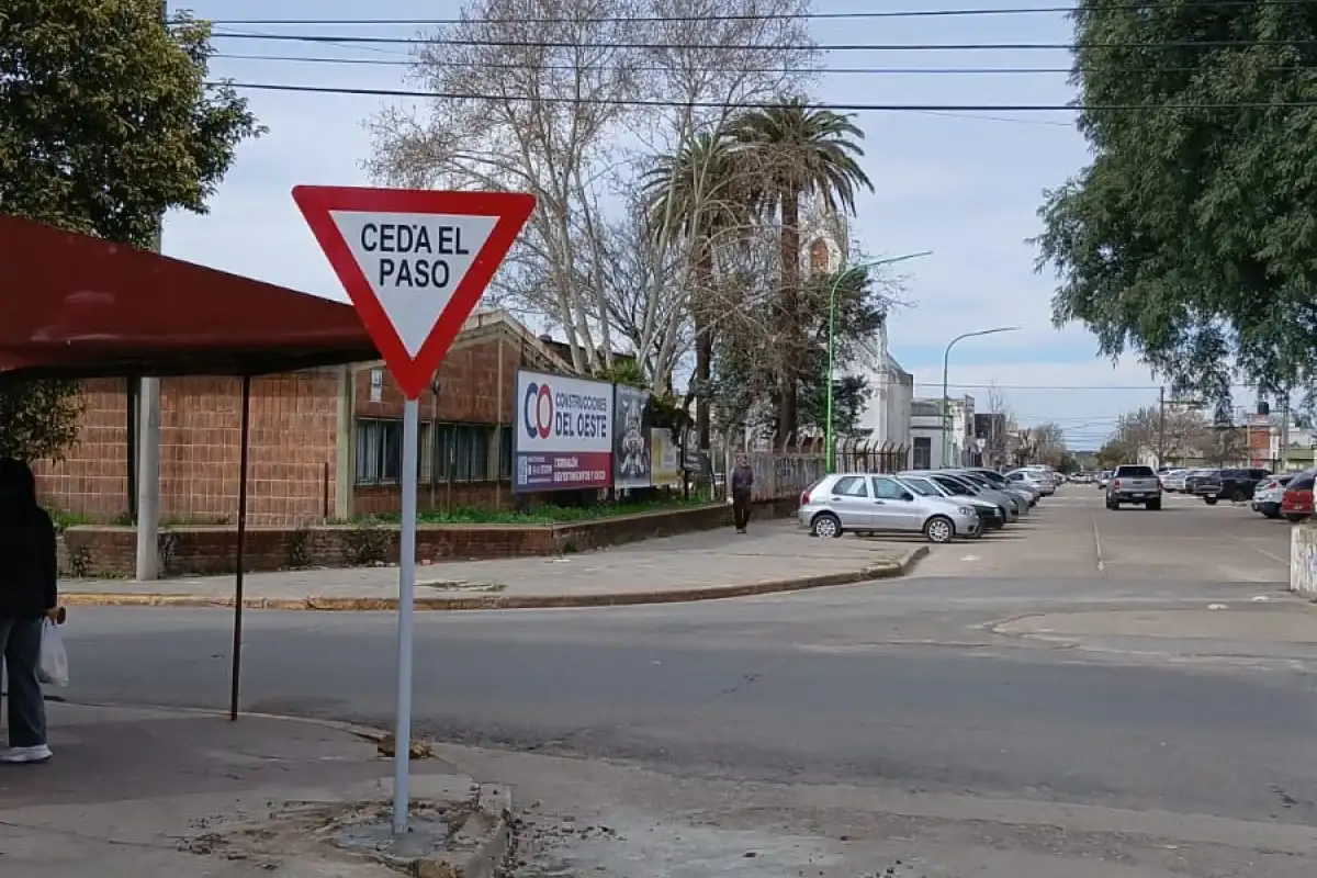 Modificaron temporalmente la circulación de una zona cercana al Hospital por obras en la calle Luis N Palma