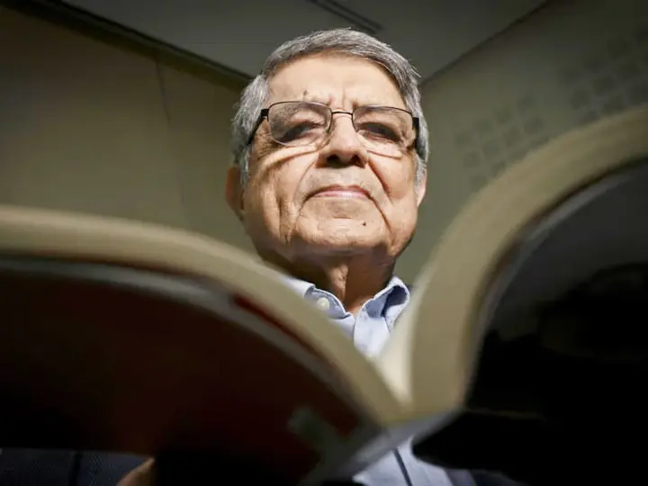 El escritor nicaragüense Sergio Ramírez ocupará en la RAE la silla que dejó Mario Vargas Llosa