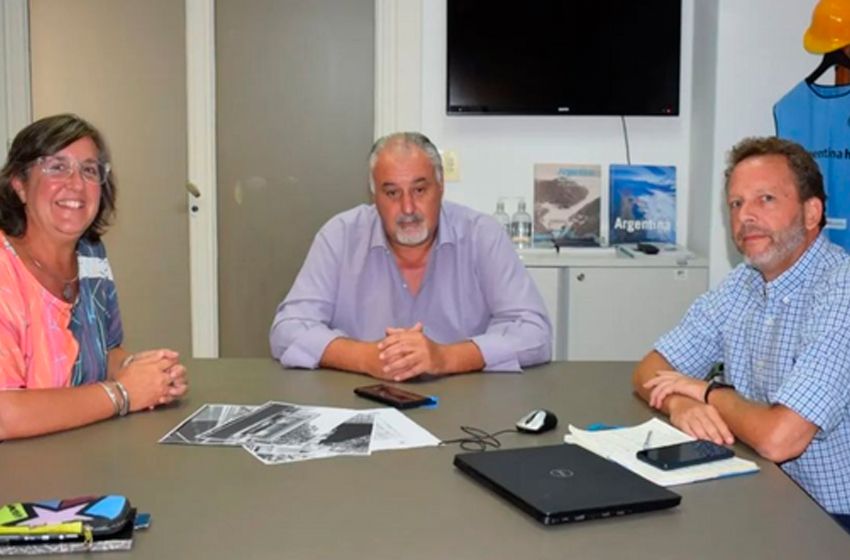 Se desarrolló una reunión para avanzar con el Polideportivo de la universidad
