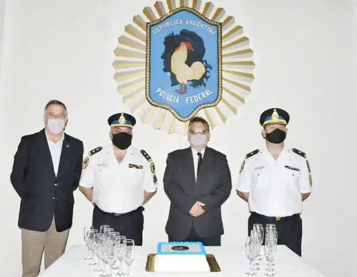 Policía Federal  conmemoró en  Concordia su  bicentenario