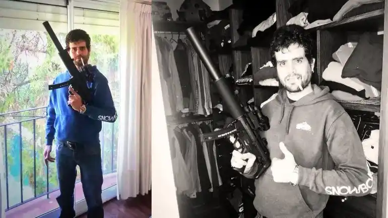 Las polémicas fotos de Carlitos Nair con armas de guerra 