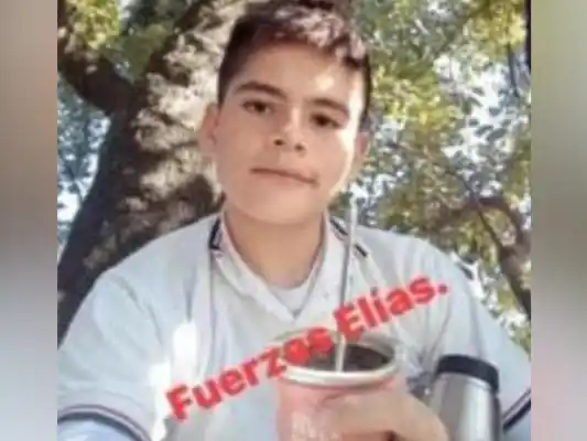 Familiares también pidieron cadena de oración por el adolescente.