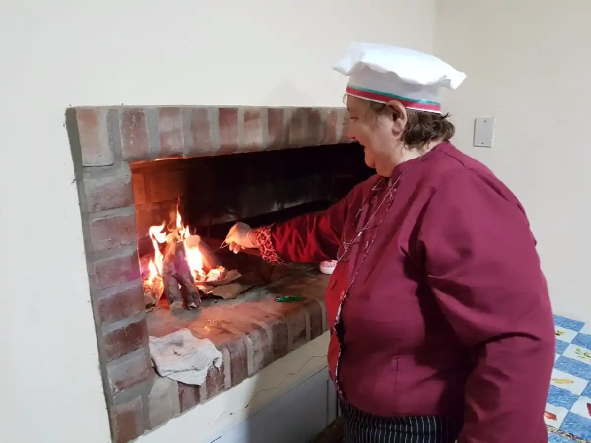  En Freyre, Marta sabe los secretos para el buen asado 