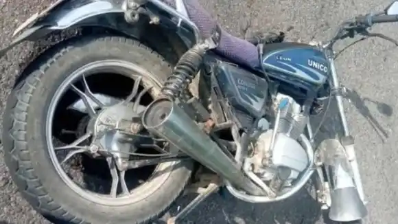 ¿CUÁNDO NO?: !UNA MOTO! Niña de 11 años murió al ser arrollada (VIDEO SENSIBLE)