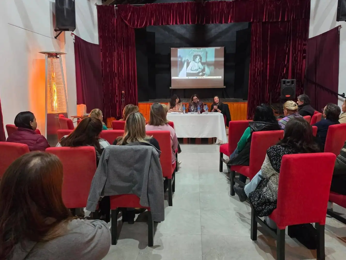 Galarza realizó una charla abierta sobre escritores de Gualeguay y sus posibles lecturas