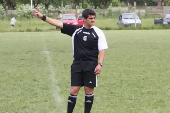 Novelli arbitrará a Atlético en Villa Crespo