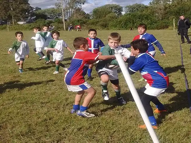 LA CATEGORÍA INFANTIL DE RUGBY VOLVIÓ A ENCONTRARSE.