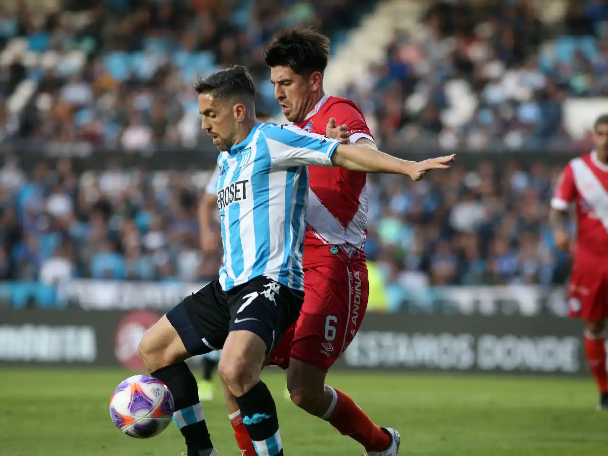 Racing, con esfuerzo, sumó tres puntos valiosos