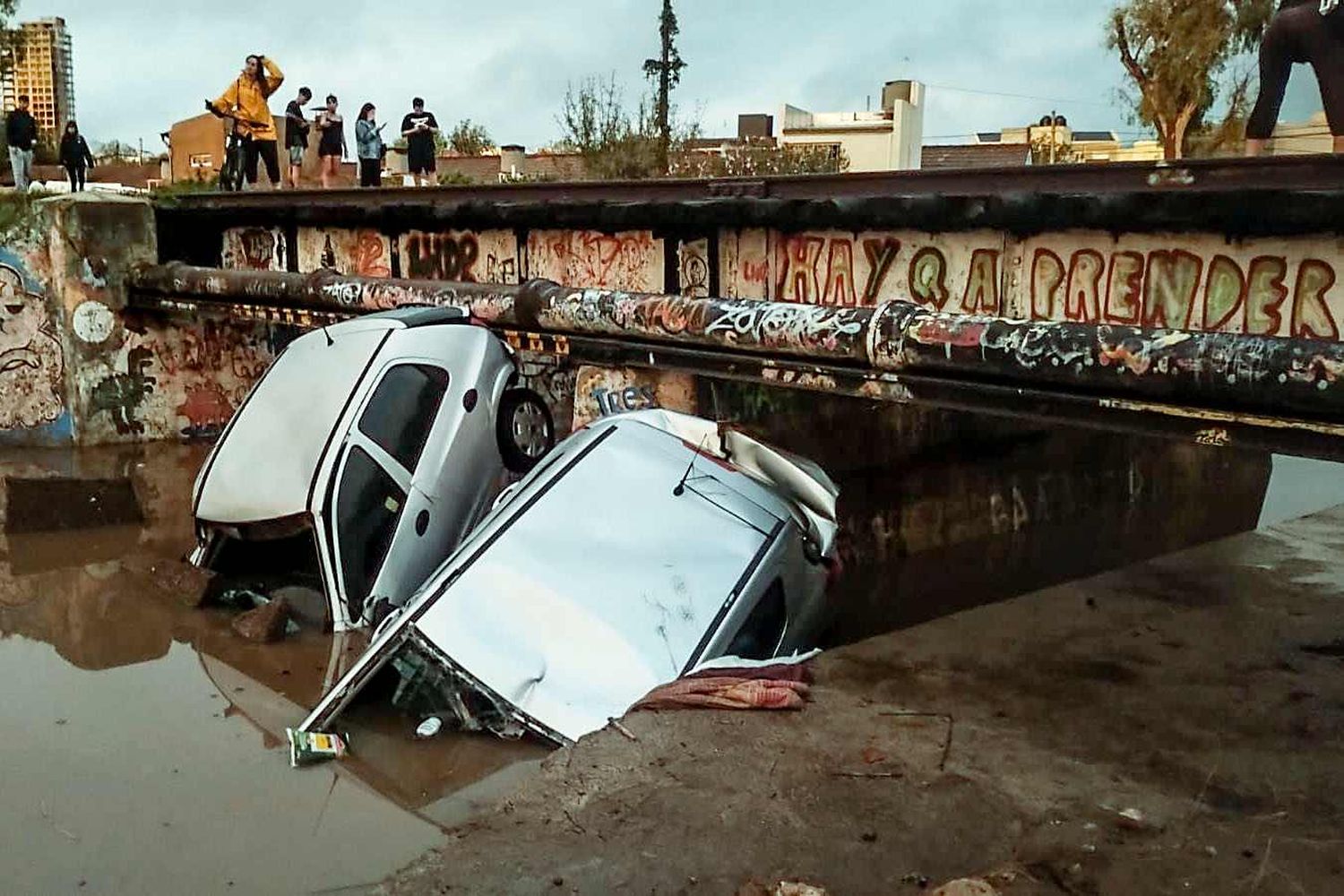 Bahía Blanca fue severamente castigada por un temporal.