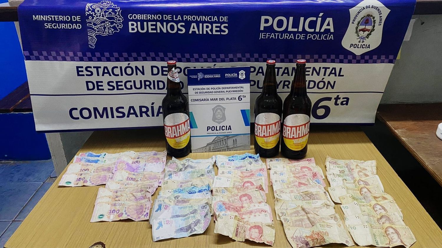 El hombre detenido cuenta con procesos penales previos por los delitos robo agravado por ser cometido en poblado y en banda (2), y desobediencia.