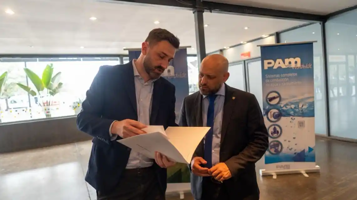 Estévez y Puccini participaron en Rosario de la la tercera jornada internacional “Ley de Envases Vacíos de Fitosanitarios”.