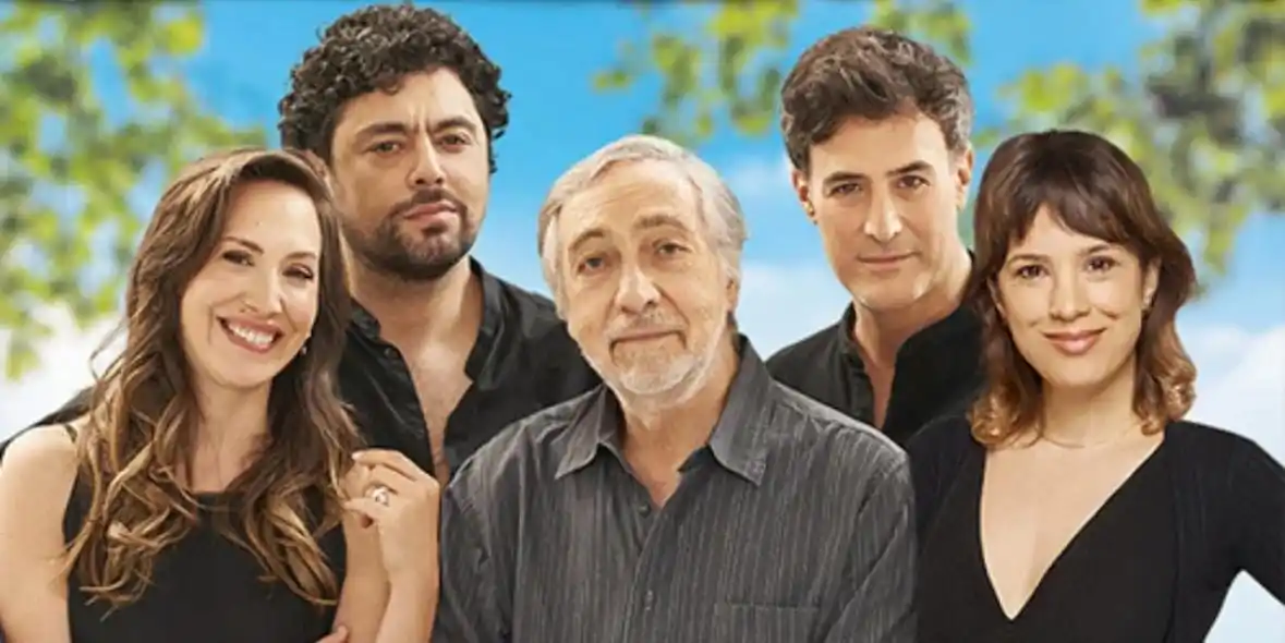 Elenco de “Made in Lanús”. En su versión actual dirigida por Luis Brandoni