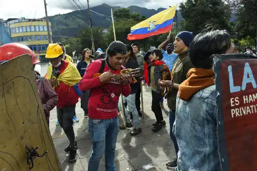 ¿HUMO BLANCO? Gobierno de Ecuador y la dirigencia indígena acordaron una mesa de diálogo