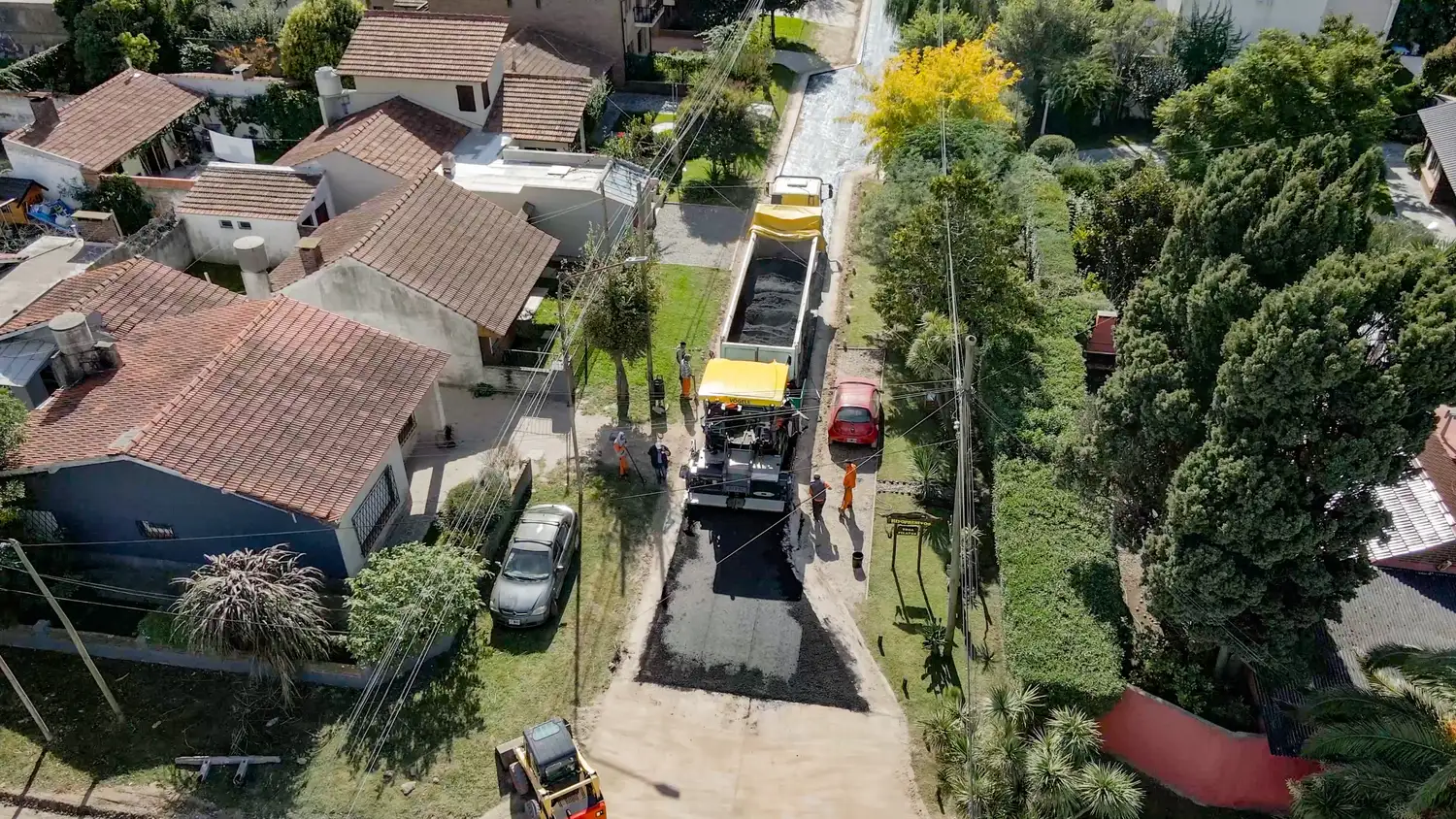 Se trata de 45 mil metros cuadrados de renovación de asfalto y otros 14 mil metros de bacheo de hormigón.