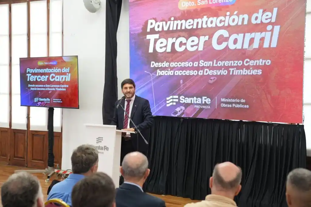 Pullaro licitó el segundo tramo del tercer carril de la autopista Rosario-Santa Fe, otra inversión logística para la provincia