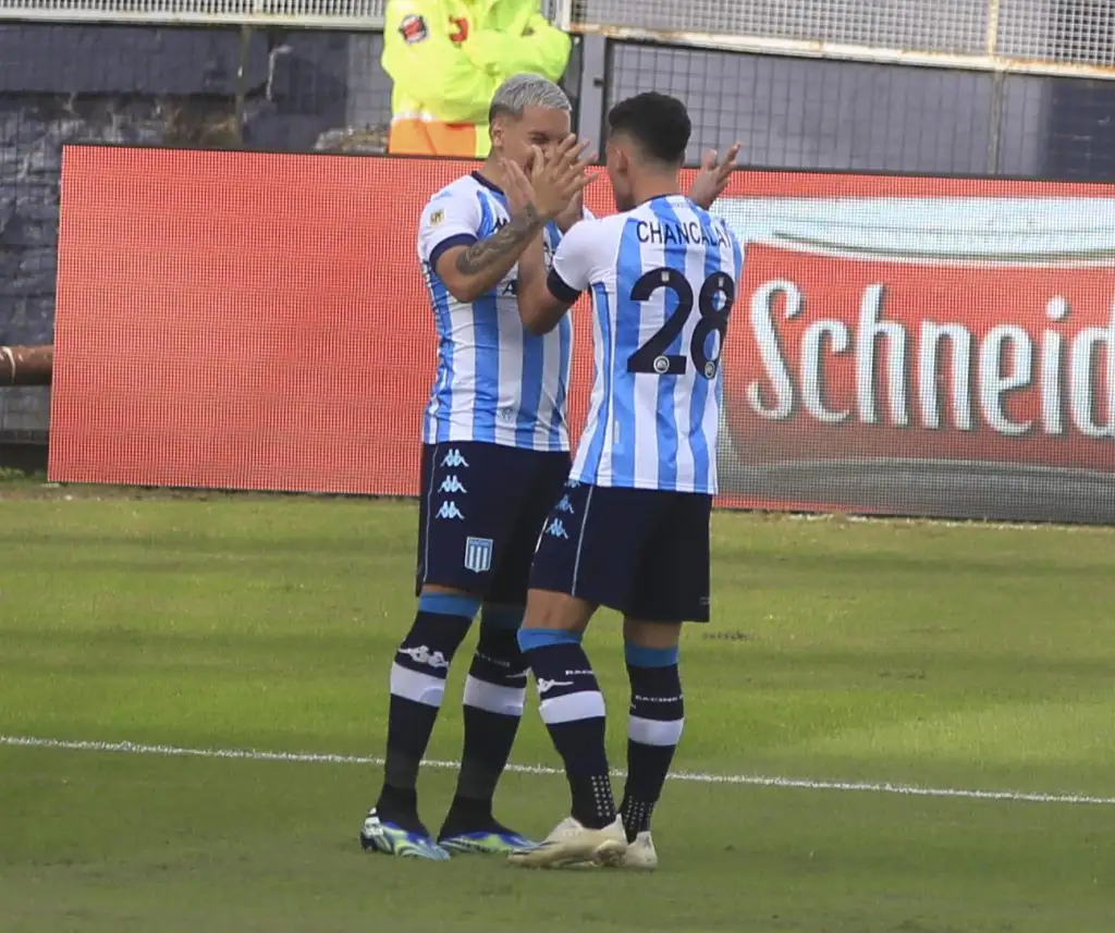 Un Racing entonado va por otro paso adelante