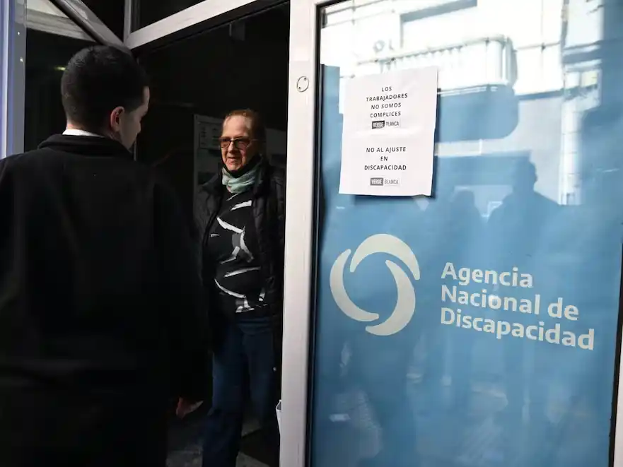 Coimas en Discapacidad: Allanan sedes de ANDIS y la droguería Suizo Argentina