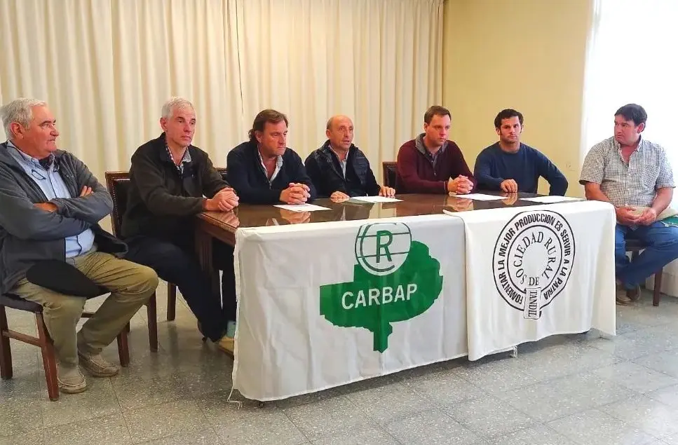 Carbap le apuntó a Kicillof por el retraso de la ayuda por la sequía