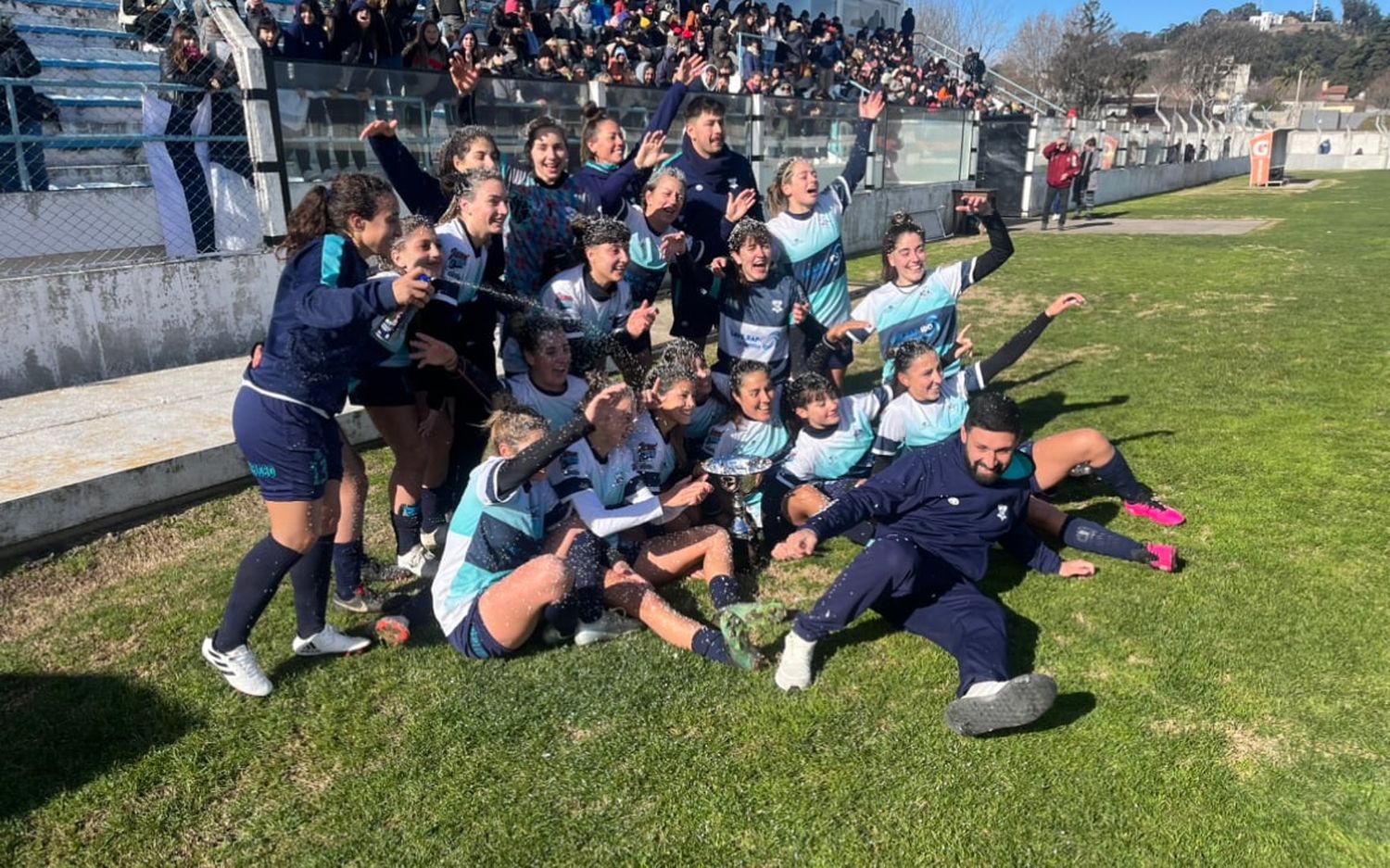 Gimnasia ganó la Copa de Plata.