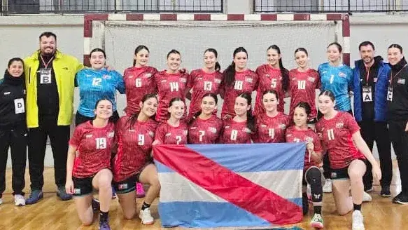 Doble festejo del Handball entrerriano en el debut del Argentino de Selecciones, categoría cadetes