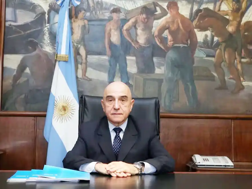 Dr Alejandro Vilches