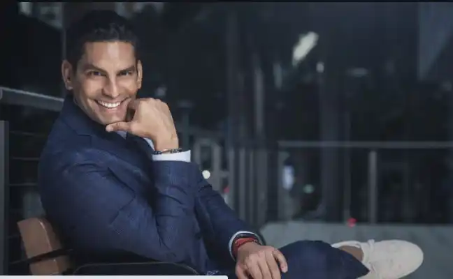 Cala se disculpa por comentario sobre Melania Trump