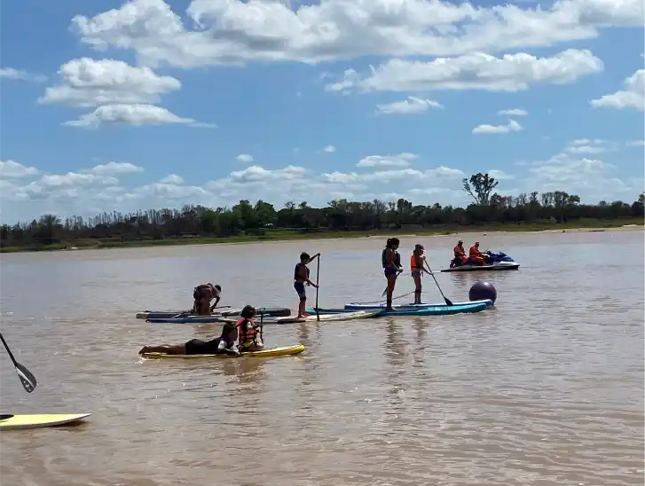 Paraná será sede de un evento deportivo solidario que combina running y SUP